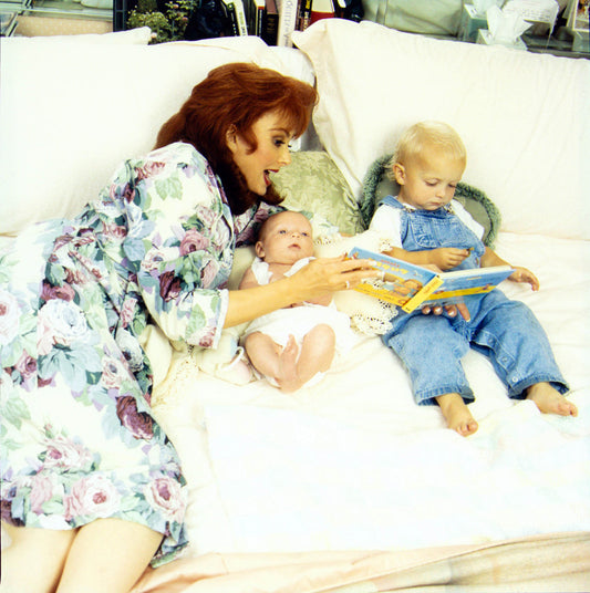 Naomi with Grandchildren